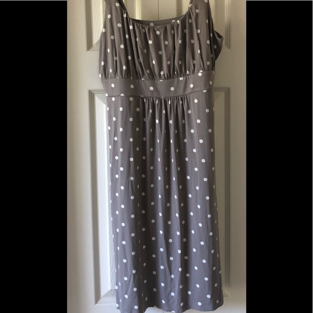 Loft Dress - Picture 3 of 5